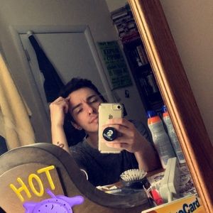 Meet your Posher, Eric